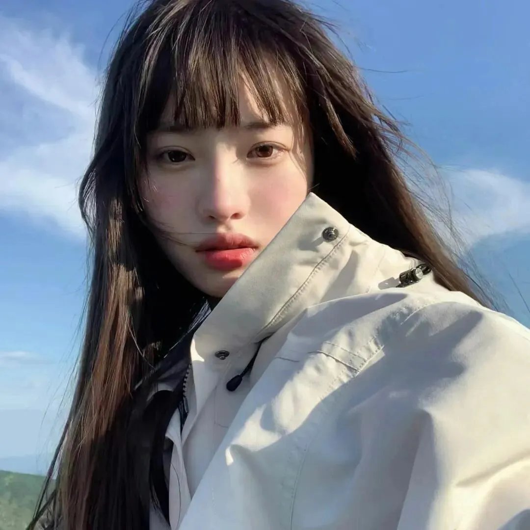 女孩，四绎